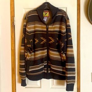 Cinch mens zip sweater w/ wind sheer liner.